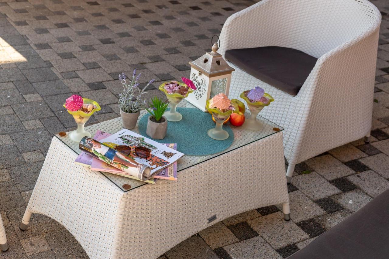 Andela 2 Apartment Makarska Ngoại thất bức ảnh